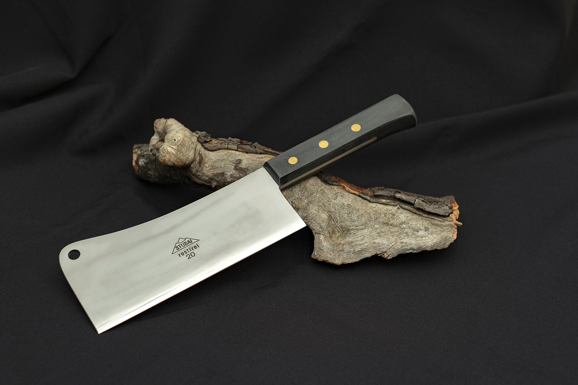 Kirkur, raske tüüp, 200 mm, 670 g