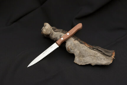 Kitchen knife with serration, 130 mm